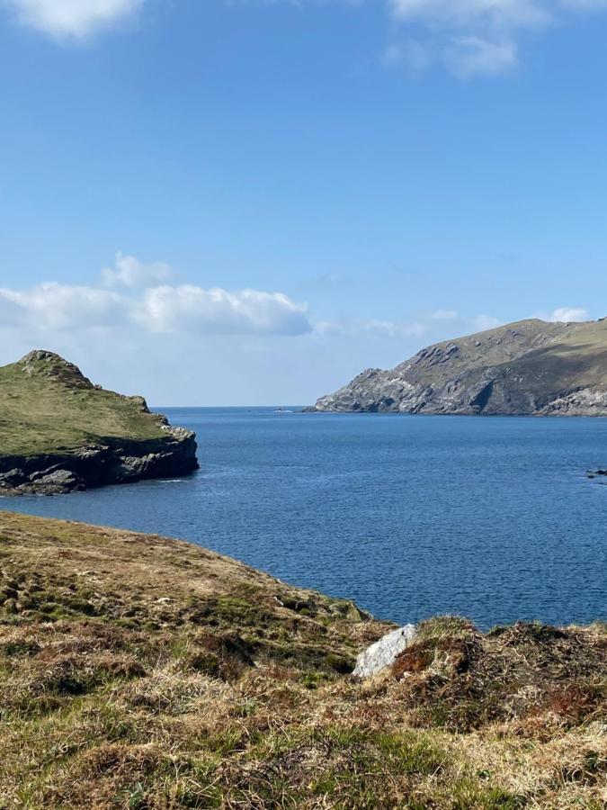Skellig Port Accommodation - 1 Studio Bed Apartment Portmagee Exterior foto
